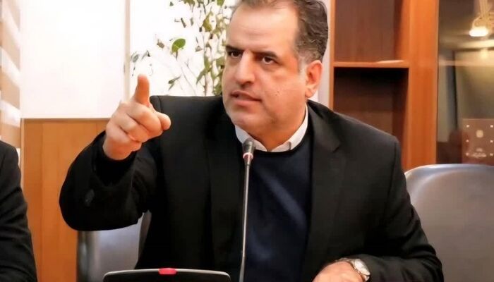 رئیس کانون وکلای همدان: به وضعیت "مبتذل" پذیرش دانشجوی حقوق پایان دهید