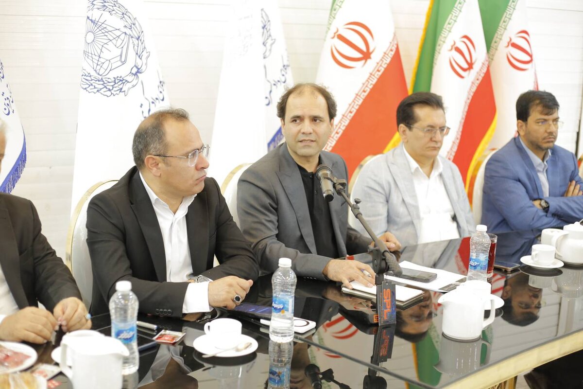 نشست صمیمانه روسای کانون‌های وکلای دادگستری کشور در قزوین/ تحقق حکمرانی قضایی مستلزم توجه به منافع عمومی