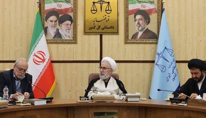 دادستان کل کشور: علاوه بر رضا پهلوی برای ۳۰۰ نفر از عوامل شبکه‌های معاند، کیفرخواست صادر شده است