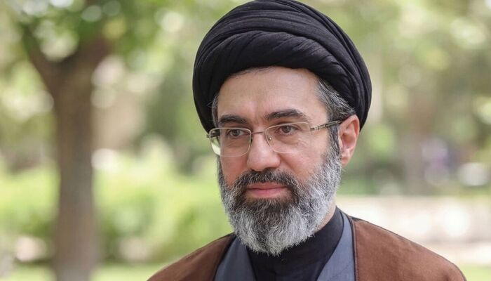 پیام رهبر انقلاب درباره چهلمین روز شهادت قائد عظیم الشان انقلاب و مسائل مهم مربوط به جنگ تحمیلی سوم