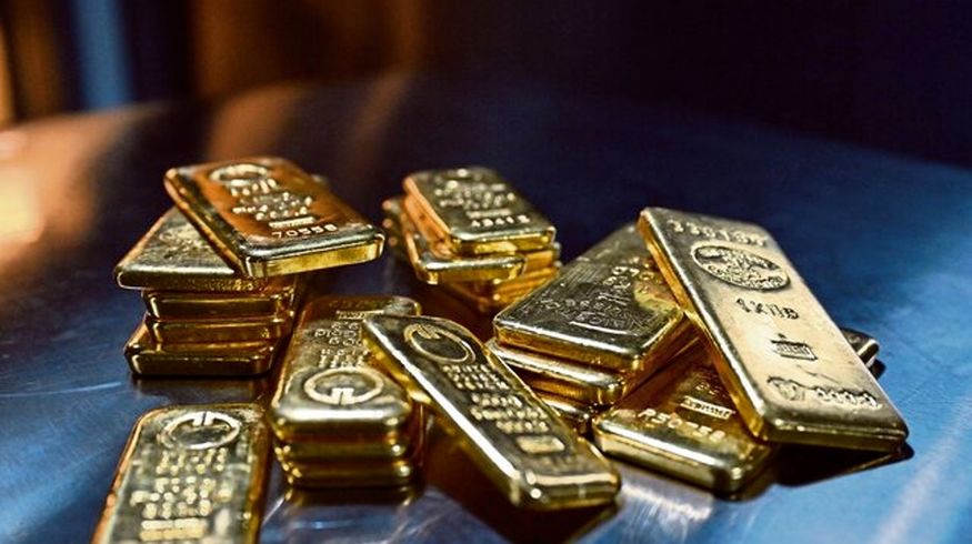 طلای جهانی ترمز کرد