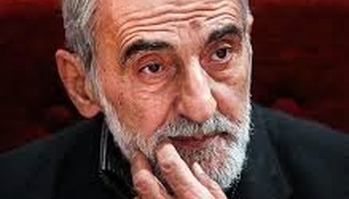 حسین شریعتمداری خطاب به آمریکایی‌ها: چرا ترامپ را حذف فیزیکی نمی‌کنید؟