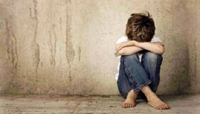 چه زمانی برای کودک‌مان به دنبال خدمات سلامت روان باشیم؟