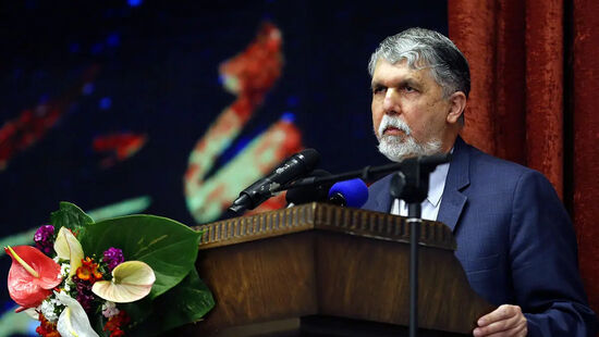 ببینید | شعار "مرگ بر منافق" تندروها برای اخلال در سخنرانی وزیر ارشاد