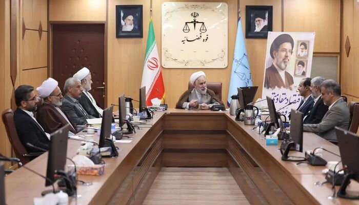 دادستان کل کشور: برای مقابله با فشارهای دشمن، باید رویکرد «اقتصاد جنگی» اتخاذ شود