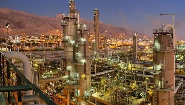 دولت با خصوصی‌سازی پالایشگاه‌های فجر جم و پارسیان مخالفت کرد