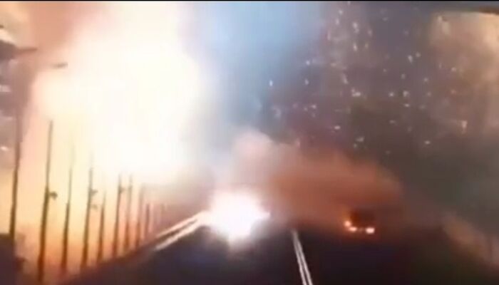ببینید | پل ملک فهد بحرین هدف قرار گرفت