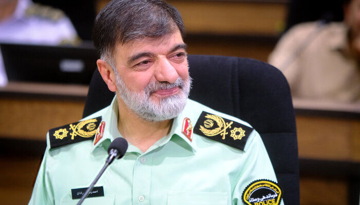 سردار رادان: دست‌های نیرو‌های مسلح روی ماشه قرار دارد
