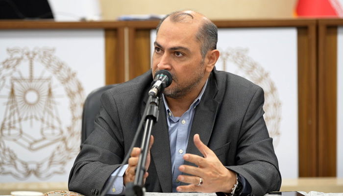 یک استاد دانشگاه: باید بدانیم جبران خسارت جنگ تحمیلی مهمتر است یا محکومیت متجاوزان به ایران