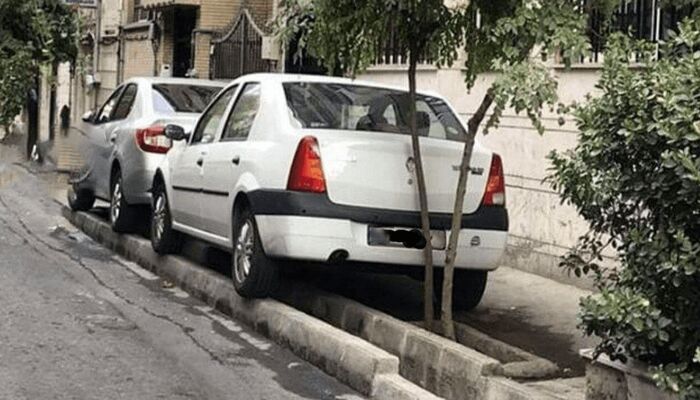 با خودروهای مزاحم جلوی منزل چه کنیم؟