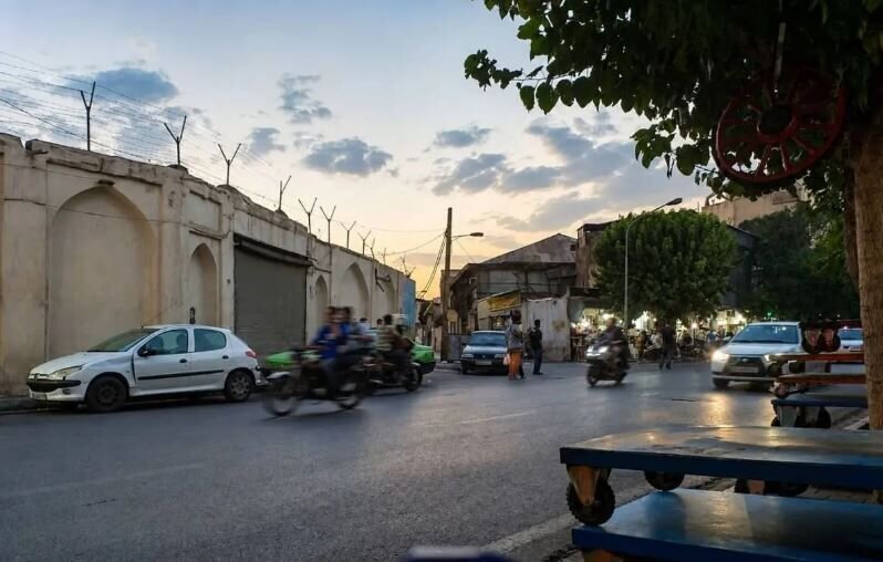 روایتی از زندگی کارگران در جنوب تهران: برخی نان را هم نسیه می‌خرند