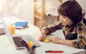 تأثیر تعطیلی و مجازی شدن مدارس بر اجتماعی شدن کودکان