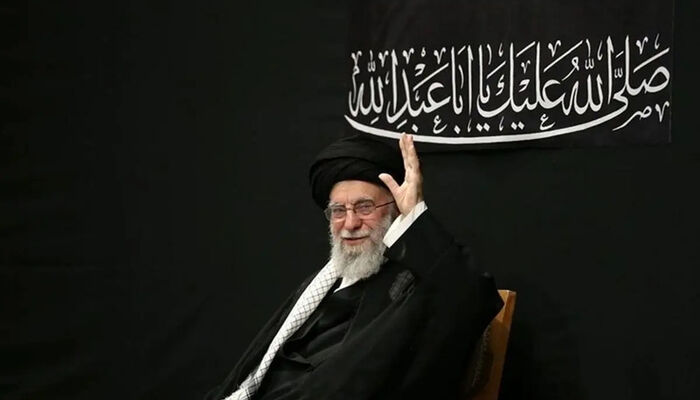 آیین بزرگداشت رهبر شهید انقلاب و شهدای خانواده ایشان از طرف رهبر انقلاب اسلامی برگزار می‌شود
