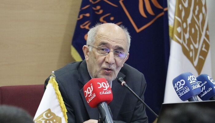 فرمانده پیشین سپاه: تامین امنیت در تنگه هرمز نباید صرفا با نگاه نظامی صورت گیرد