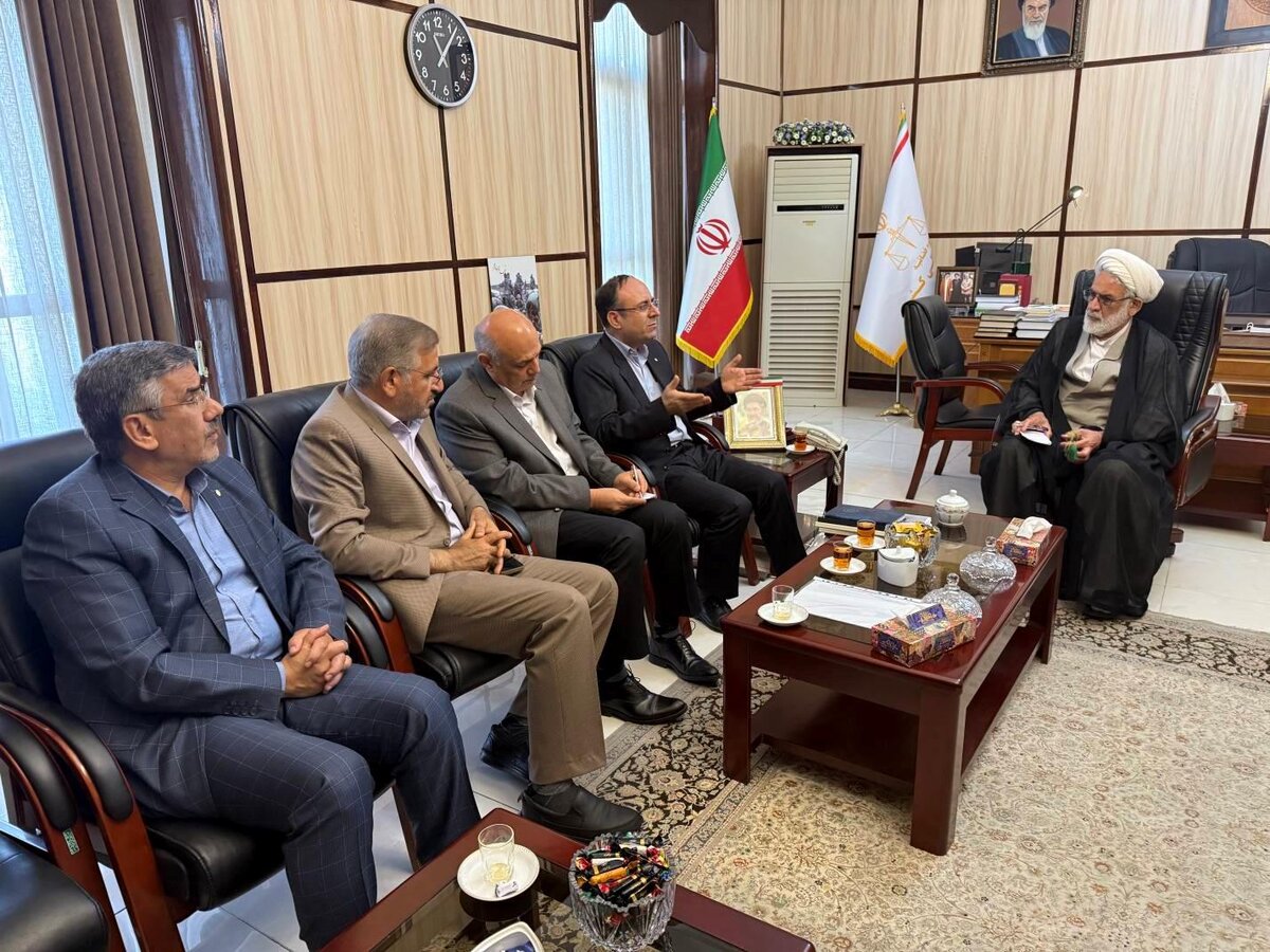 رئیس دیوان عالی کشور: از حضور وکلا در جلسات وحدت رویه هیات عمومی و استفاده از نظرات کارشناسی آنها استقبال می کنیم 