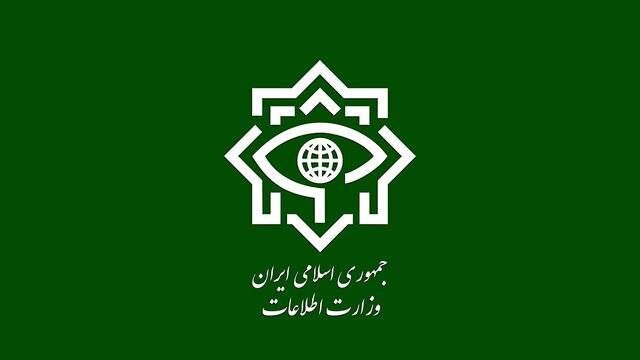 هشدار وزارت اطلاعات: با ستون پنجم دشمن برخورد می‌کنیم