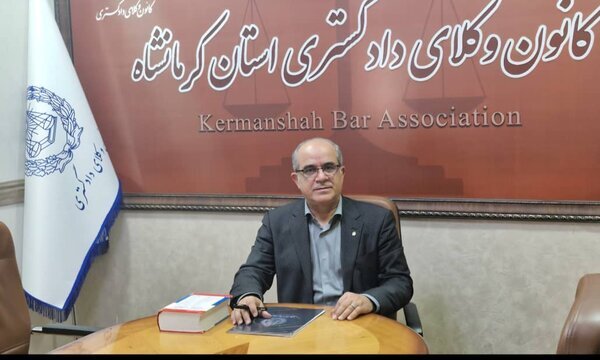 توضیح رئیس کانون وکلای کرمانشاه درباره نحوه تردد وکلا به مجتمع‌های قضایی و ممنوعیت همراه داشتن موبایل