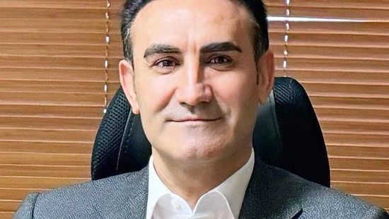 زیبایی‌ شناسی به‌ مثابه استراتژی اقناع در زبان حقوقی: نقدی بر گفتمان نوشتار خشک حقوقی