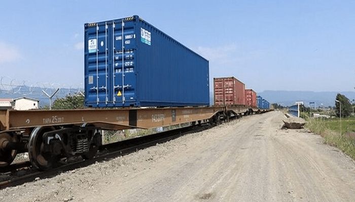 محاصره دریایی فرصت طلایی برای ریل شرقی-غربی ایران
