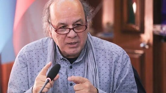 داستان " لر بیسواد" و آن تازه به دوران رسیده "باسواد"