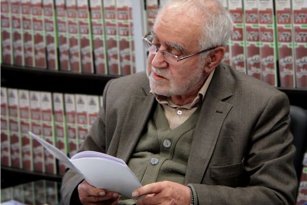 دادرسی عادلانه تنها با حضور وکیل در دادگاه امکان‌پذیر است