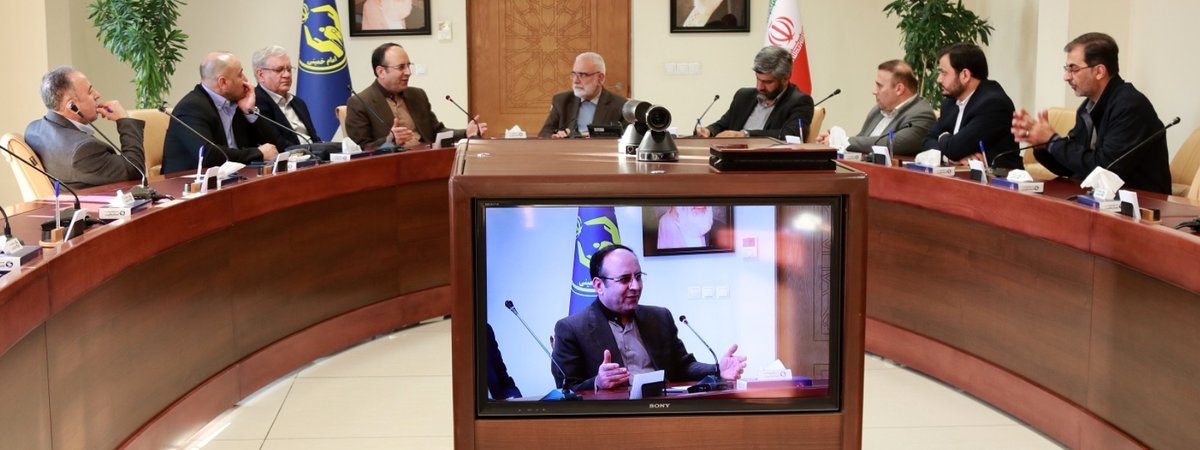 تفاهم نامه کانون وکلای مرکز و کمیته امداد: آموزش حقوقی کارکنان و معاضدت