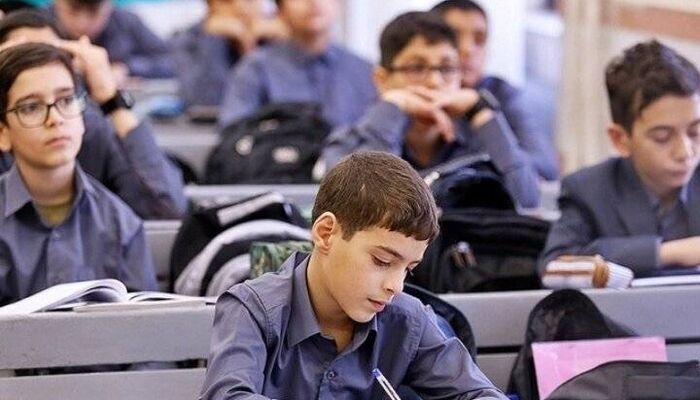 مهلت آبان‌ماه برای تغییر مدرسه