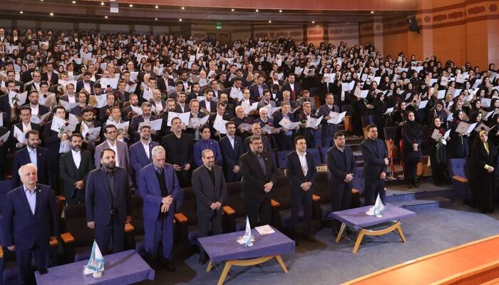 جهانگیر: گاهی یک قانون در عمل به ضد خود تبدیل می‌شود/ طی پنج سال ۱۴۰ هزار نفر وارد وکالت یا کارشناسی رسمی شده‌اند