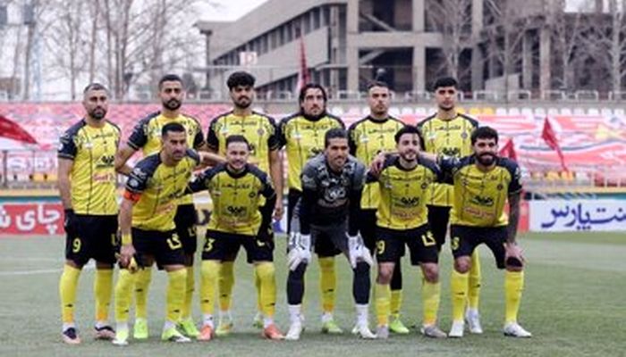 درخواست عجیب سپاهان از سازمان لیگ؛ یک بازی ما را برگزار کنید تا صدرنشین شویم!