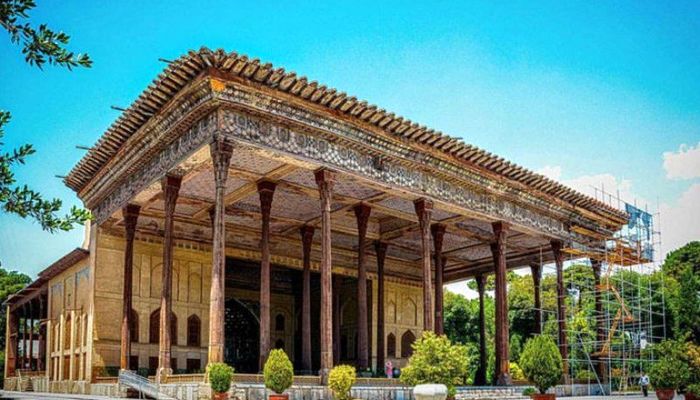 تجربه جنگ نشان داد در میراث فرهنگی صاحب سرمایه عظیم هستیم