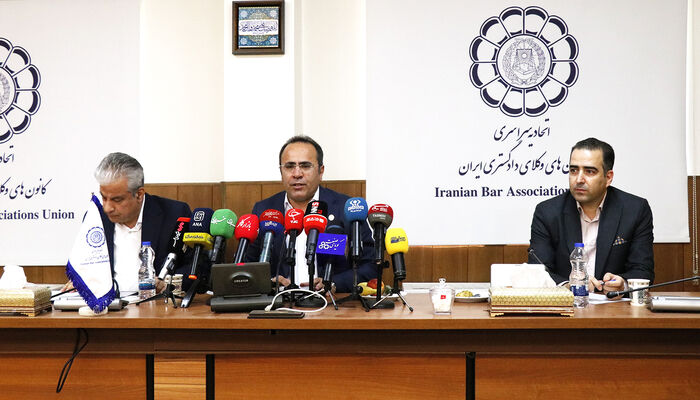 سرپرست اتحادیه سراسری کانونهای وکلای دادگستری: موافقان قانون تسهیل اگر واقعا به فکر جوانان هستند، امضاهای طلایی بازنشستگان را از آنها بگیرند