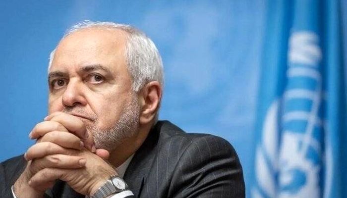 واکنش ظریف به آتش‌زدن عکسش در تجمع شبانه حزب‌الله