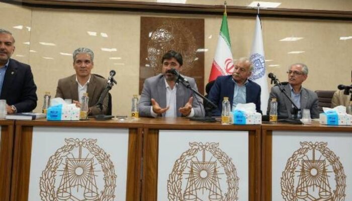 آئین دادرسی انتظامی کانون وکلای مرکز تدوین شد