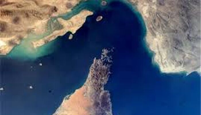 ببینید | تنگه هرمز بسته است یعنی چه؟ 