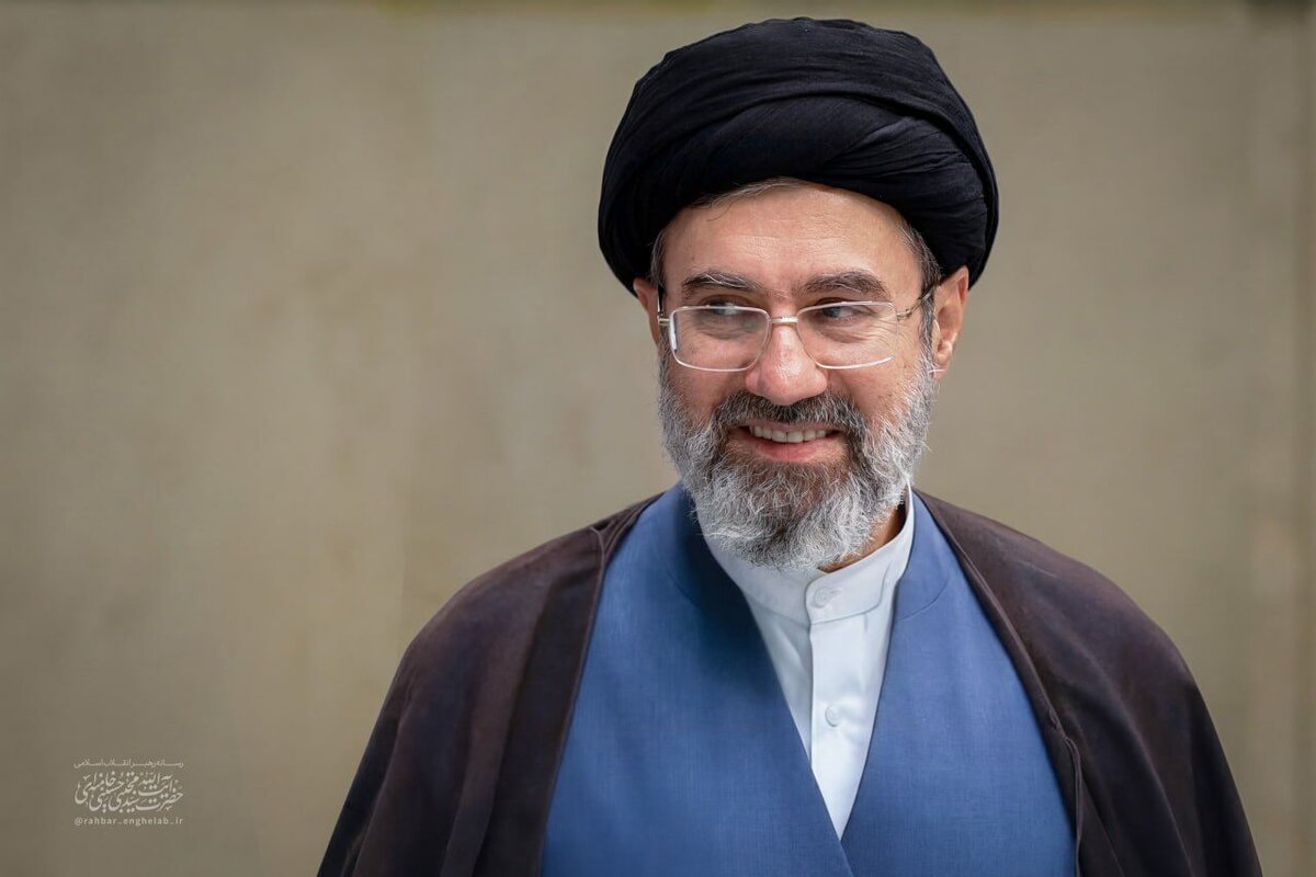 پیام نوروزی رهبر انقلاب به مناسبت آغاز سال ۱۴۰۵؛ سال «اقتصاد مقاومتی در سایه وحدت ملّی و امنیّت ملّی»